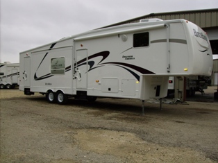 2008 360SB  ready to hitch up to for the 1st time