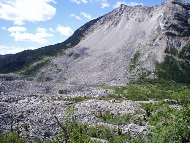 Turtle Moountain _Frank_s Slide_ 2006