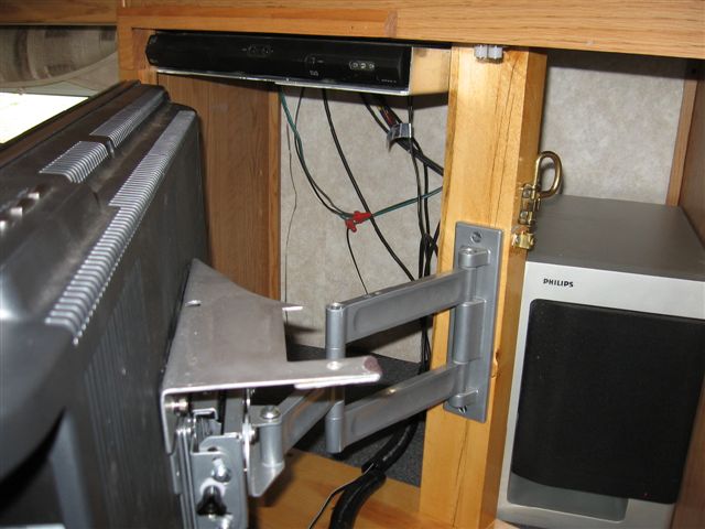 Mount for TV 007.jpg