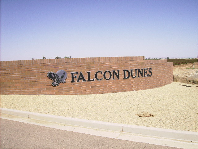 Entrance to the Falcon Dunes Golf Course at Luke AFB