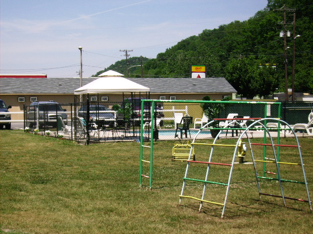 Swimming pool at NCRV